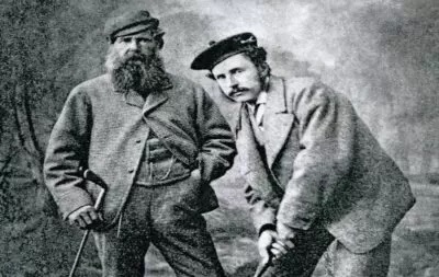 Historie golfu je úzce spjata se společenskou elitou a původně byl sportem pro vyšší vrstvy. Zpočátku se golfu věnovala především skotská šlechta a aristokracie.