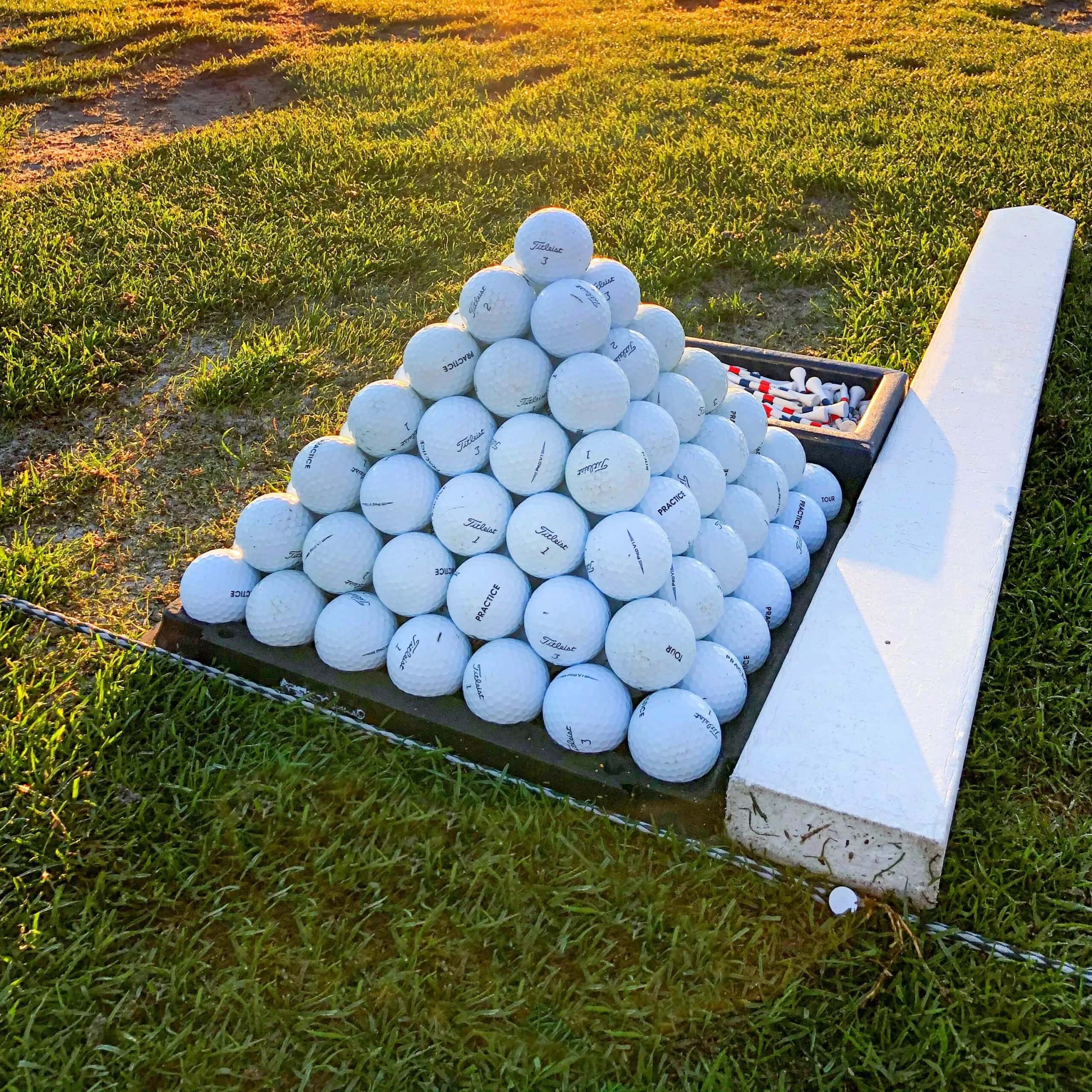 W świecie golfa, wybór odpowiedniej piłeczki golfowej ma ogromne znaczenie dla osiągnięcia sukcesu na polu golfowym.